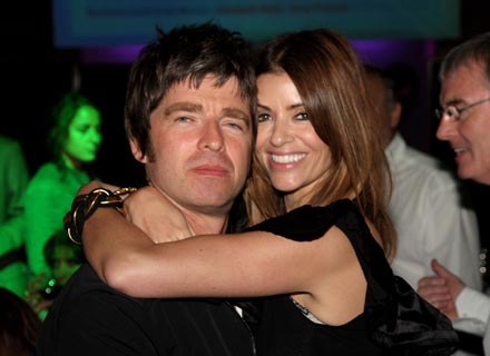 Noel Gallagher z partnerką Sarą MacDonald - fot. Dave Hogan /Getty Images/Flash Press Media