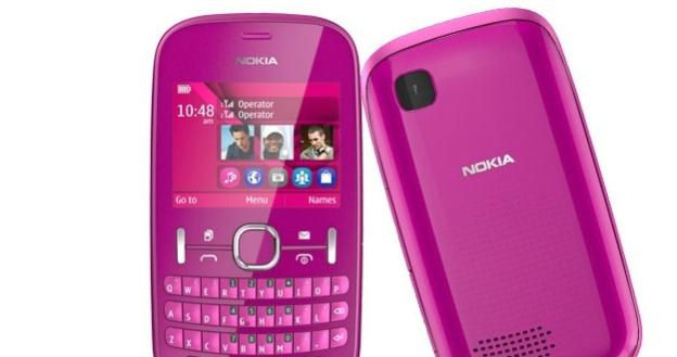 Nokia 200 idealnie wpasowuje się w młodzieżowy styl /materiały prasowe