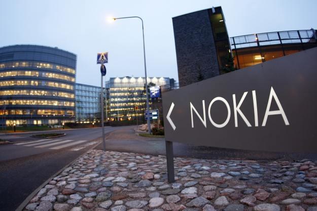 Nokia cały czas boryka się problemami /AFP