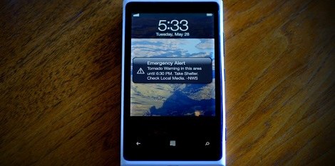 Nokia Lumia działająca na systemie iOS /instalki.pl