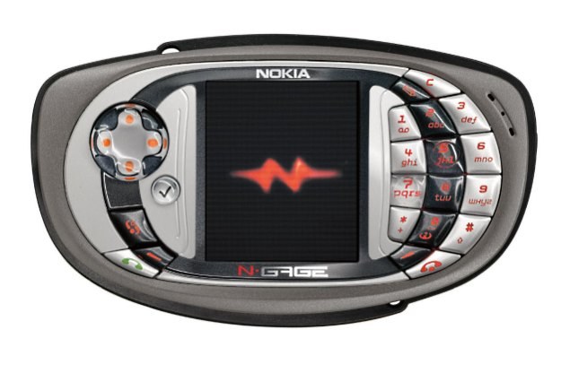 Nokia N-Gage nie stała się hitem /materiały prasowe