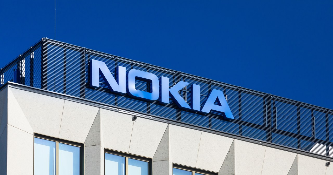 Nokia to fińska firma telekomunikacyjna istniejąca od 1865 r. Początkowo zajmowała się produkcją papieru /123RF/PICSEL