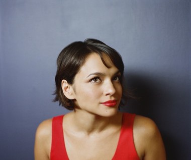 Norah Jones zbiera duety