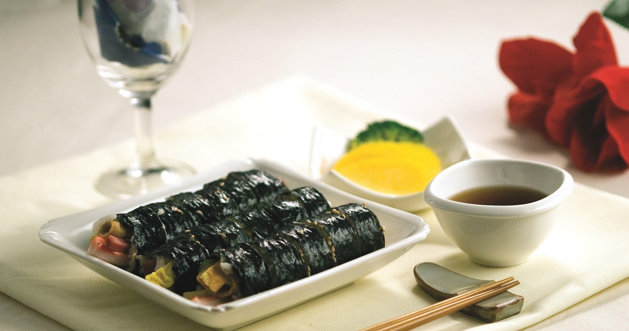 Норі - це не лише про суші! Ці водорості - універсальний "йодовий" додаток до багатьох страв /pixabay.com