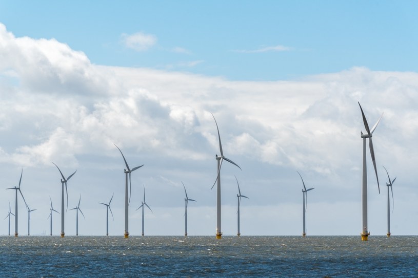 Norwegia uruchomiła największą pływającą farmę wiatrową na świecie. Zdjęcie ilustracyjne /123RF/PICSEL