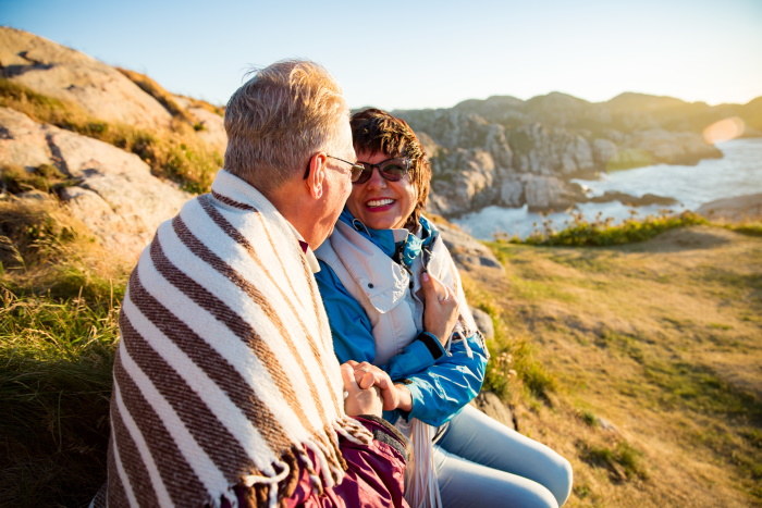Norwegowie uchodzą za wyjątkowo szczęśliwy naród. Komfort życia seniorów też jest tam na wysokim poziomie! /123RF/PICSEL