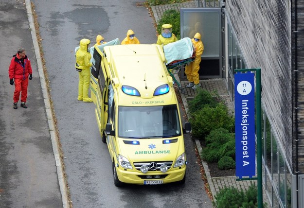 Norweską lekarkę, zarażoną ebolą w Sierra Leone, przywieziono do Oslo /TERJE PEDERSEN NORWAY (PAP/EPA) /PAP/EPA