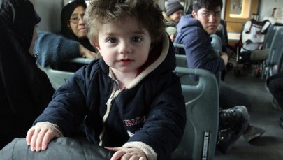 Norweska telewizja alarmuje: Wśród imigrantów jest wiele nieletnich żon