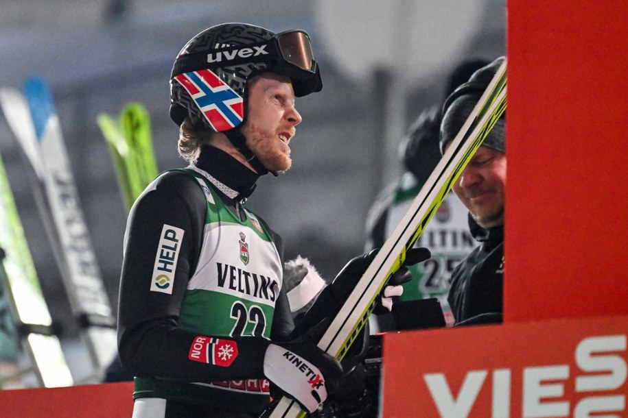 Norweski skoczek Robert Johansson /Kimmo Brandt /PAP/EPA