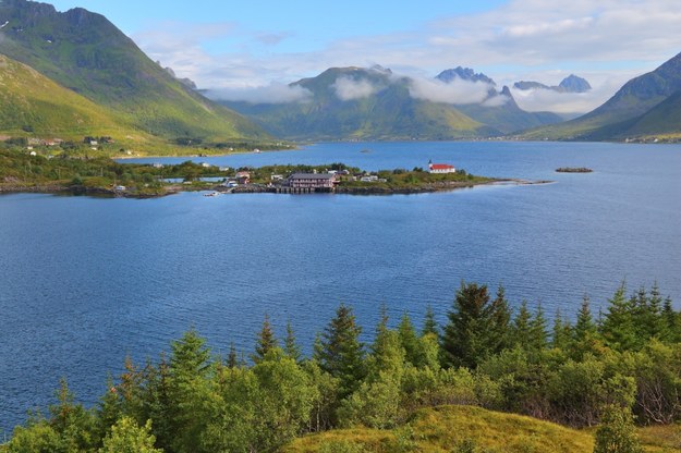 Norweskie Lofoty na zdjęciu ilustracyjnym /Shutterstock