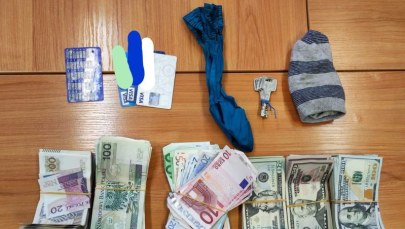 Nosiła przy sobie oszczędności życia. Przez nieuwagę zostawiła je na przystanku