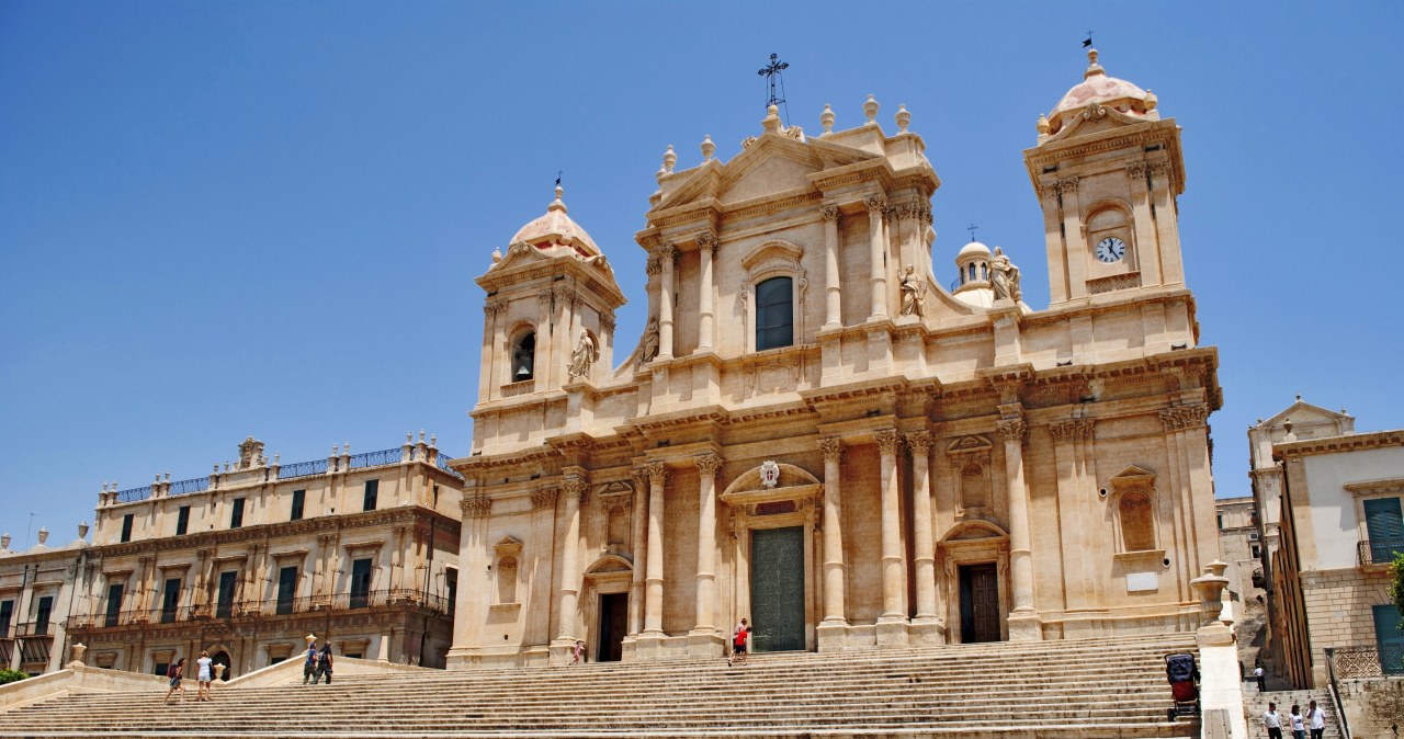 Noto zachwyca swoim barokowym stylem /123RF/PICSEL