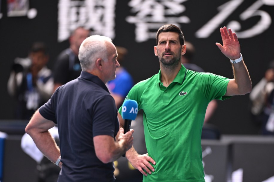 Novak Djoković po awansie do półfinału Australian Open /JAMES ROSS /PAP/EPA