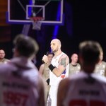 Nowa dziewczyna Marcina Gortata na meczu Gortat Team vs. Wojsko Polskie