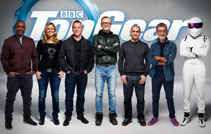 Nowa ekipa Top Gear zupełnie się nie sprawdziła, a Chris Evans (pośrodku) już ją opiścił. Co będzie dalej? /Informacja prasowa