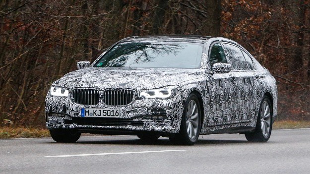 Nowa generacja BMW serii 7 /Motor