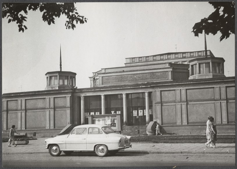 Nowa Huta - Teatr Ludowy fot. ze zbiorów Muzeum Historycznego Miasta Krakowa /Agencja FORUM