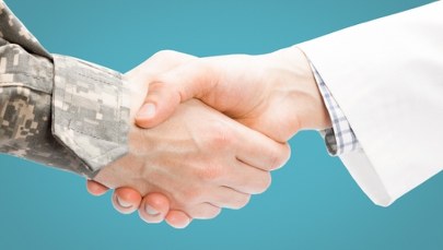 Nowa inicjatywa MON. Jest oferta dla medyków i nie tylko