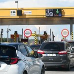 Nowa metoda kradzieży "na bramkę". Policja ostrzega turystów 