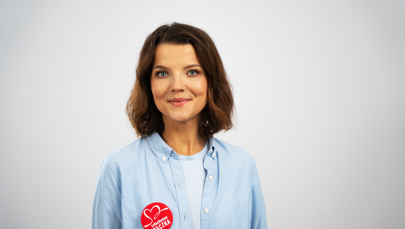 Nowa rola Joanny Jabłczyńskiej – aktorka promuje wolontariat w Szlachetnej Paczce