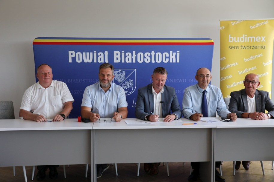 Nowa siedziba starostwa powiatu białostockiego otwarta. Inwestycja za 30 mln zł poprawi obsługę mieszkańców /powiat białostocki /Materiały prasowe