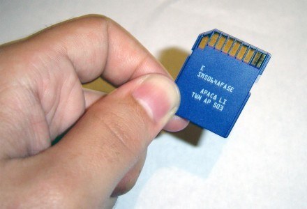 Nowa specyfikacja SD Card ma zapewnić odczyt i zapis danych z prędkością 300 MB/s  fot. Marcio /stock.xchng