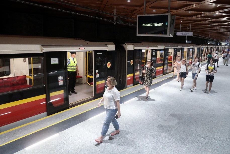 Nowa stacja metra na Bemowie /Tomasz Gzell    /PAP