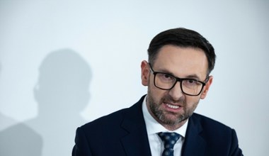 Nowa strategia Orlenu. Obajtek nie przebiera w słowach: Niepotrzebnie wydane pieniądze