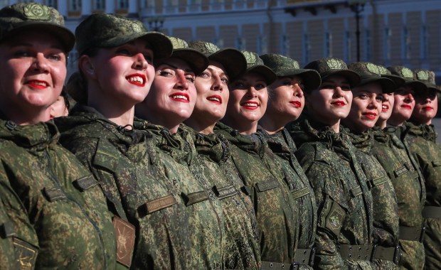 Nowa strategia Rosjan. Na front wysyłają kobiety