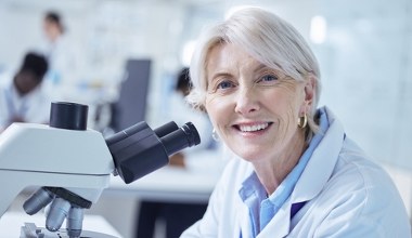 Nowa wersja cytologii lepsza od klasycznej? Na czym polega i co wykrywa cytologia płynna 