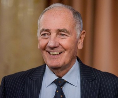 Nowa wersja polskiego hitu! Karol Strasburger jest oburzony pomysłem 