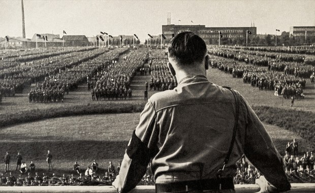 Nowa wyszukiwarka członków NSDAP. Miliony odsłon i tysiące udostępnień