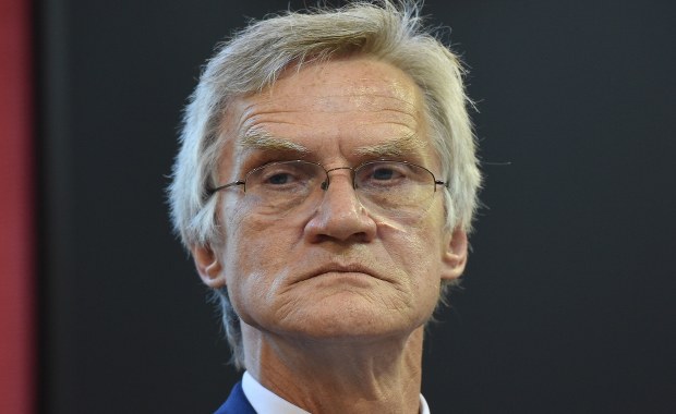 Nowaczyk: Fala destrukcyjna rozerwała skrzydło Tu-154M przed brzozą