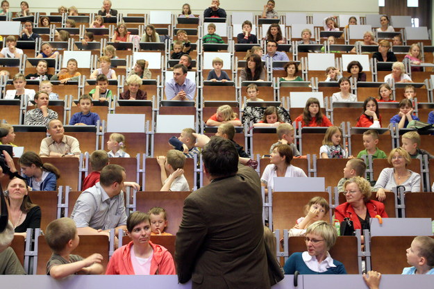 Nowatorskie okulary mogą pomóc zarówno wykładowcom, jak i studentom /Grzegorz Kardasz    /PAP