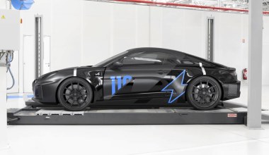 Nowe Alpine A110 ujawnione. Technologia 800 V i dwa silniki elektryczne