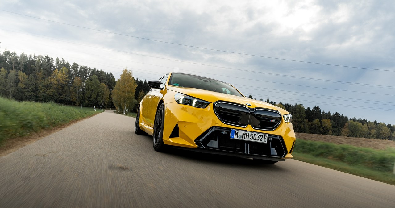 Nowe BMW M5 (G90) dysponuje mocą 727 KM i 1000 Nm. Do pierwszej "setki" rozpędza się w 3,5 sekundy. /Jan Guss-Gasiński /INTERIA.PL