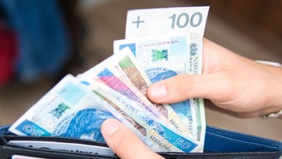 Nowe dane GUS. Mocno trzymamy się za portfel?