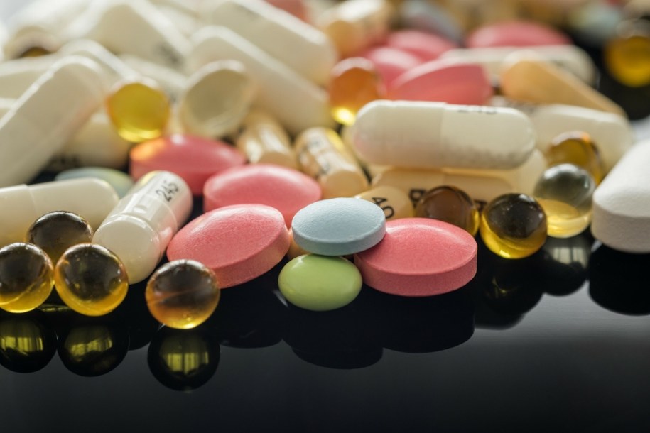 Nowe dopalacze atakują /ARKADIUSZ ZIOLEK /East News