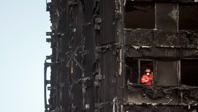 Nowe fakty ws. pożaru Grenfell Tower. Ilość cyjanowodoru mogła zabić 