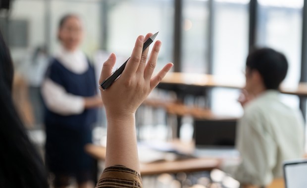 Nowe fakty ws. skandalu w szkole. Pijany zaatakował matkę ucznia i dyrektorkę