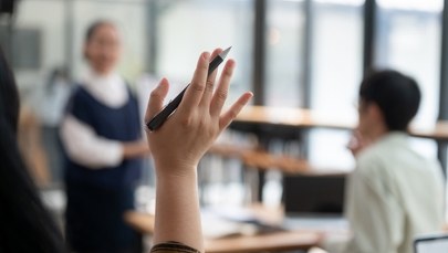 Nowe fakty ws. skandalu w szkole. Pijany zaatakował matkę ucznia i dyrektorkę