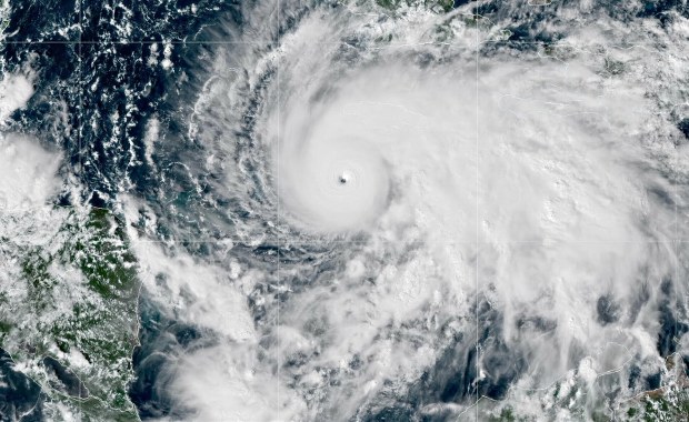 Nowe informacje ws. Polaków na Jamajce. Wyspę czeka horror