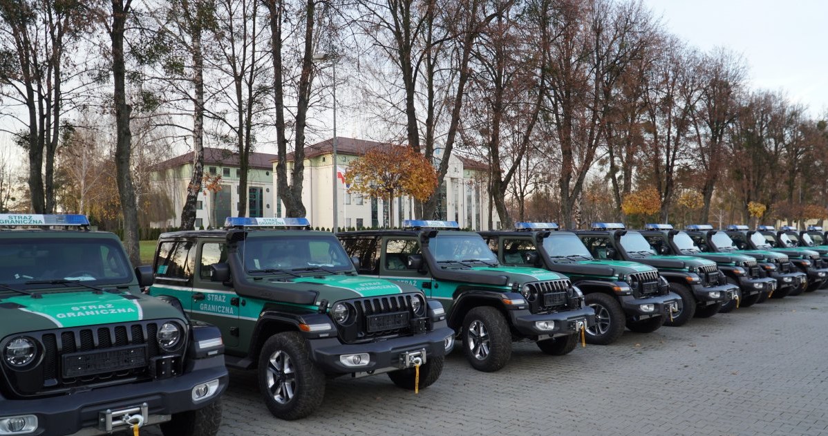 Nowe Jeepy Wranglery w barwach Straży Granicznej /Informacja prasowa