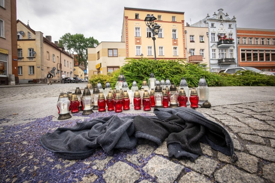 Nowe k. Świecia. Miejsce, w którym zginął ugodzony nożem 41-latek. /Tytys Żmijewski /PAP