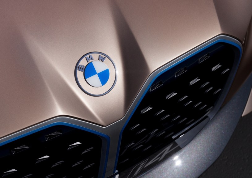 Nowe logo BMW /Informacja prasowa