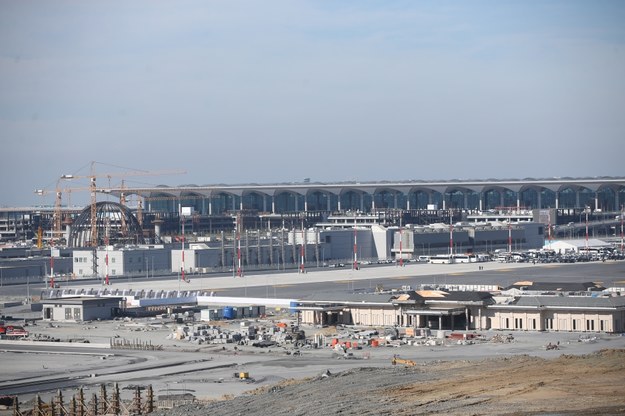Nowe lotnisko w Stambule przed ceremonią otwarcia /ERDEM SAHIN /PAP/EPA