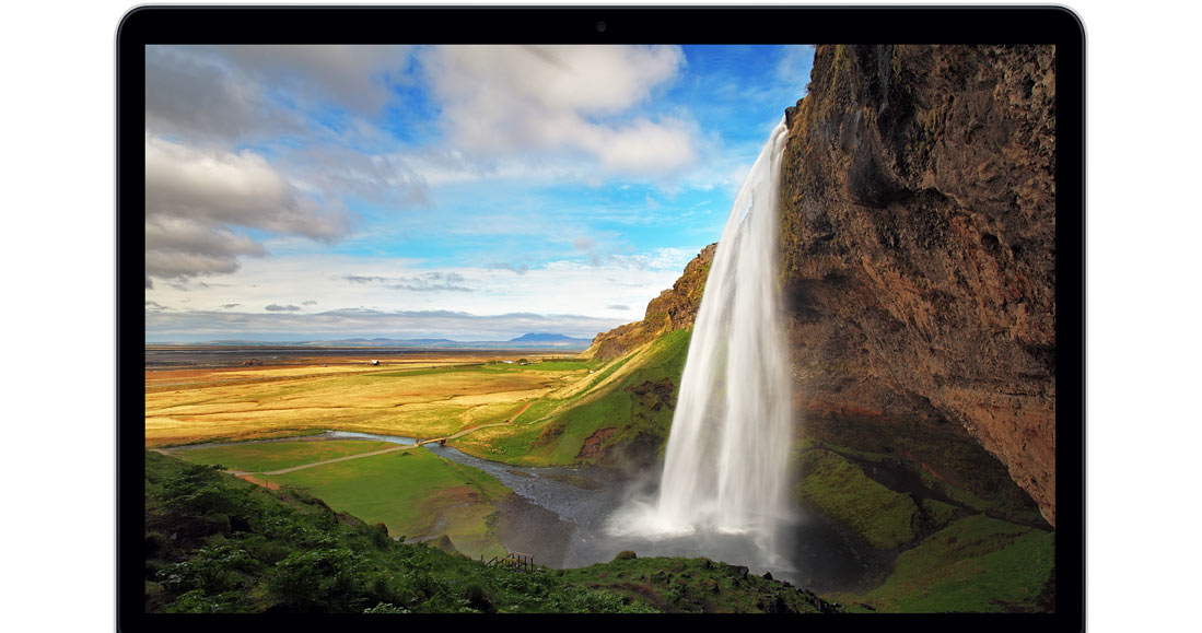 Nowe MacBooki Pro 15 z ekranami Retina /materiały prasowe
