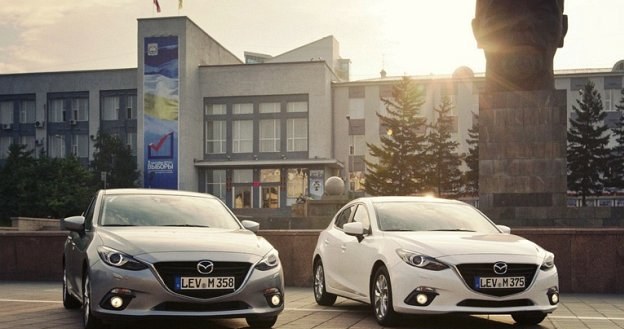 Nowe Mazdy 3 w Rosji - zdjęcie z wyprawy Hiroszima-Frankfurt. /Mazda