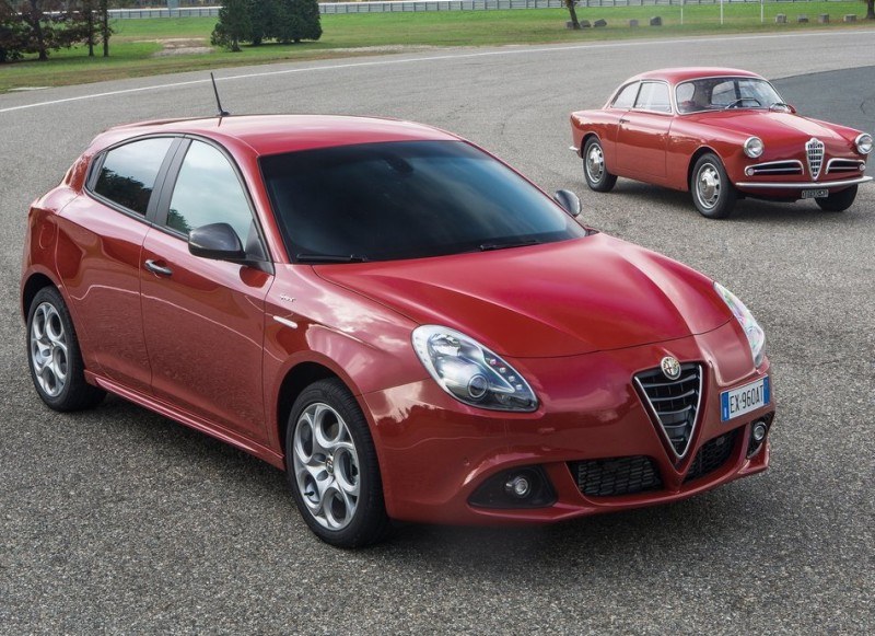 Nowe modele i silniki. Przyszłość Alfa Romeo rysuje się w jasnych barwach? /Informacja prasowa