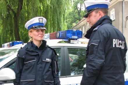 Nowe mundury dla policji /Policja